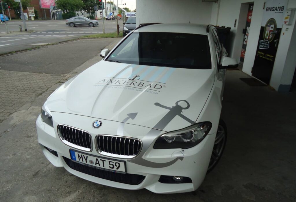 Fahrzeugfolierung & Beschriftung